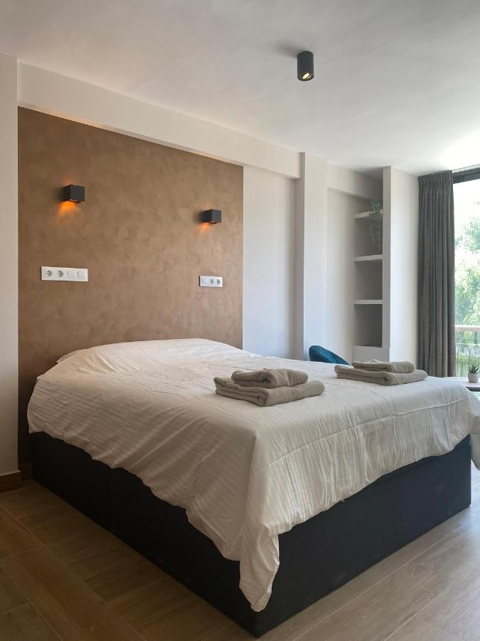 Studio Don Jim Family, Beautiful Luxurious New Studio Near Arenal Beach ฮาเวอา ภายนอก รูปภาพ