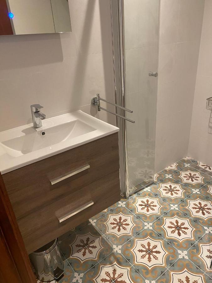Studio Don Jim Family, Beautiful Luxurious New Studio Near Arenal Beach ฮาเวอา ภายนอก รูปภาพ